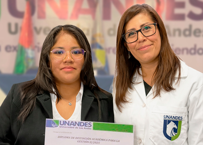 UNANDES reconoce la excelencia académica de sus estudiantes en el Cuadro de Honor