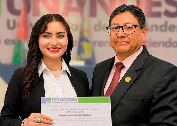 UNANDES reconoce la excelencia académica de sus estudiantes en el Cuadro de Honor