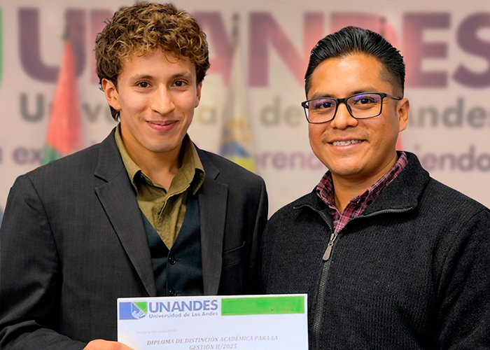 UNANDES reconoce la excelencia académica de sus estudiantes en el Cuadro de Honor