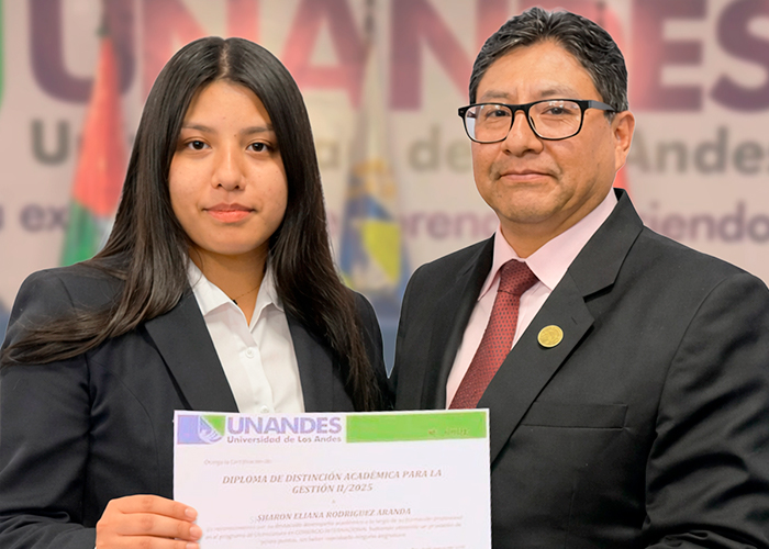 UNANDES reconoce la excelencia académica de sus estudiantes en el Cuadro de Honor
