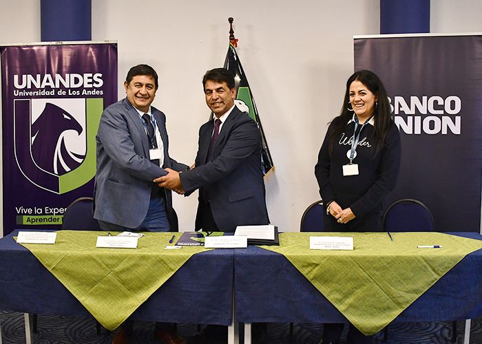 UNANDES y Banco Unión sellan alianza para impulsar el empleo joven y la inclusión financiera en Bolivia