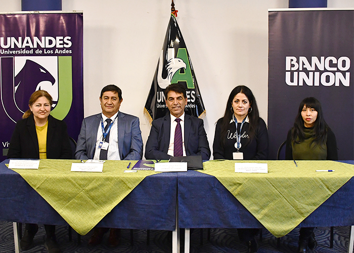 UNANDES y Banco Unión sellan alianza para impulsar el empleo joven y la inclusión financiera en Bolivia