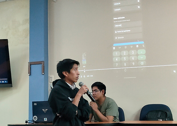 Juventud que transforma: Estudiantes de la UNANDES lideran propuestas tecnológicas en la Hackatón La Paz 2026