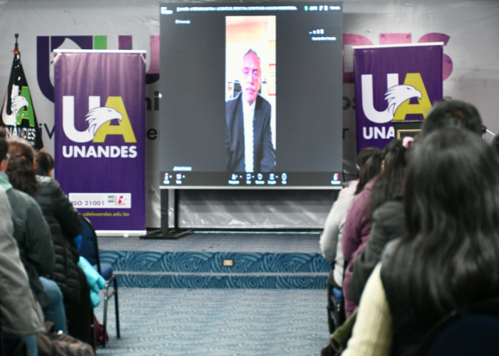 UNANDES realiza seminario internacional de Derecho Comparado con expertos de Bolivia, Argentina y España