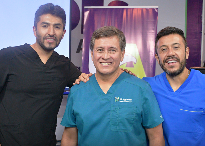 UNANDES lleva a La Paz a tres referentes de la estética dental digital en una jornada internacional