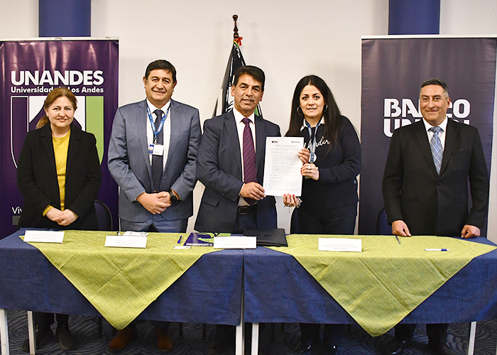 UNANDES y Banco Unión sellan alianza para impulsar el empleo joven y la inclusión financiera en Bolivia