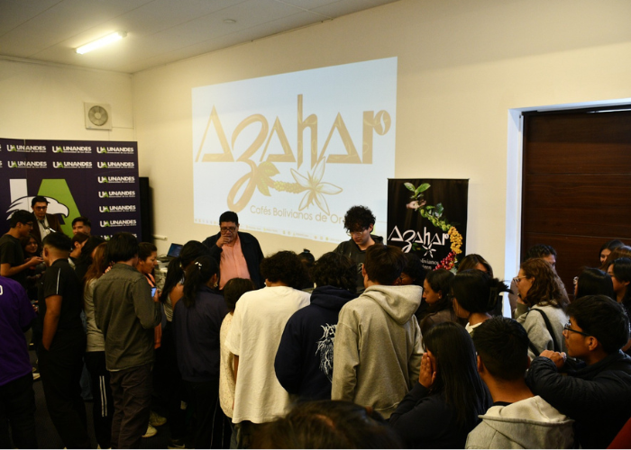 UNANDES reunió a baristas, productores y emprendedores en el conversatorio “Voces del café 2026”