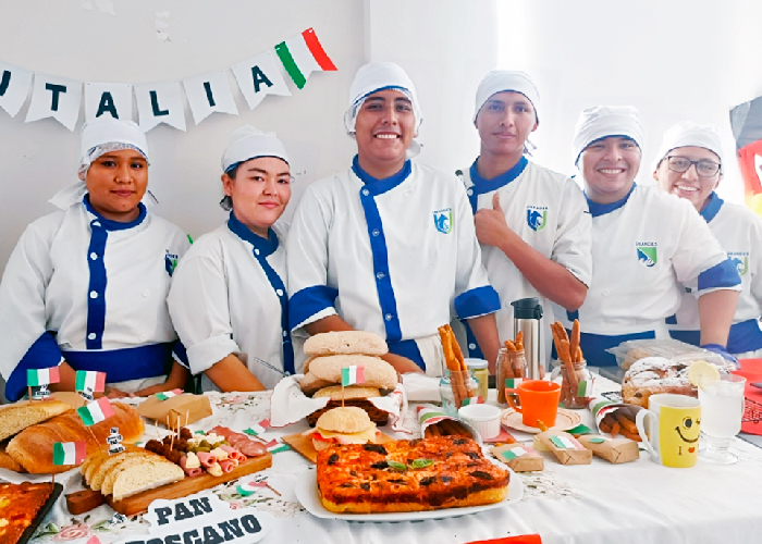 ¡Éxito Culminante en la Clausura del Módulo de Gastronomía y Hotelería en la Universidad de Los Andes, Subsede Santa Cruz!