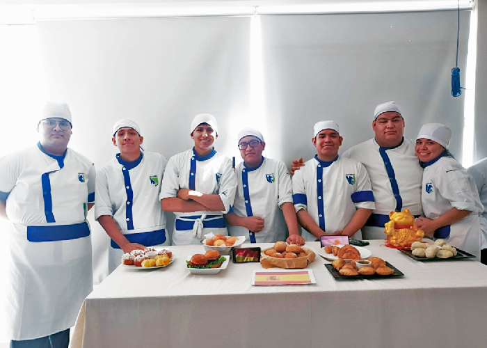 ¡Éxito Culminante en la Clausura del Módulo de Gastronomía y Hotelería en la Universidad de Los Andes, Subsede Santa Cruz!