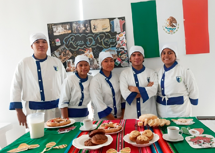 ¡Éxito Culminante en la Clausura del Módulo de Gastronomía y Hotelería en la Universidad de Los Andes, Subsede Santa Cruz!