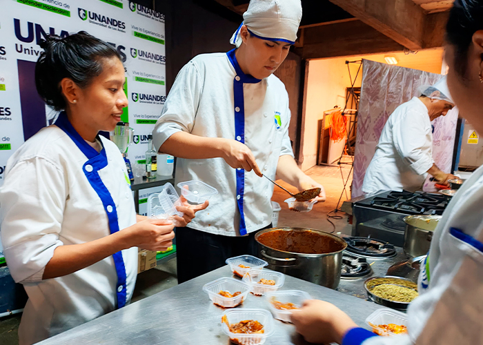 Éxito rotundo del Festival Gastronómico “Tacú y Batán” en Santa Cruz
