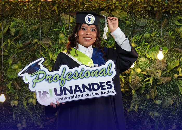 UNANDES celebra con orgullo a sus graduados 2025: una generación formada para transformar el mundo