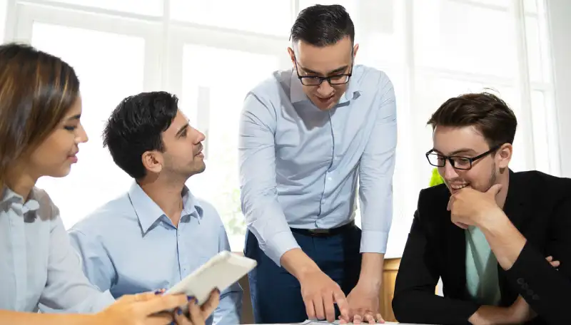 ADMINISTRACIÓN DE EMPRESAS Y ESTRATEGIA GERENCIAL