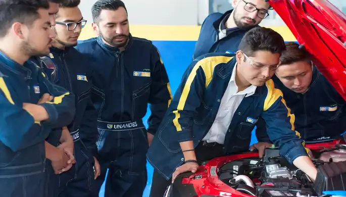 INGENIERÍA EN MECÁNICA AUTOMOTRIZ